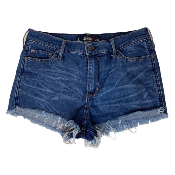 Hollister High-Rise Short Short. Size 9 - Picture 1 of 9